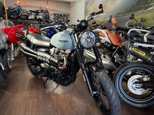 TRIUMPH SCRAMBLER STREET CASCAIS E ESTORIL