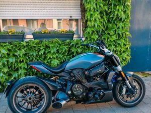 ② DUCATI XDIAVEL - TOPSTAAT - 9000KM - SPORTUITLAAT