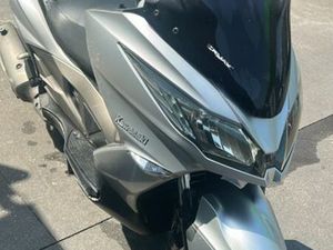 VENDO MOTA KAWASAKI J300 ESPINHO