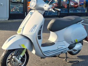 VESPA GTS 300 SUPER TECH