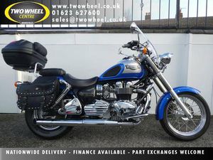 TRIUMPH BONNEVILLE 790 790 CC