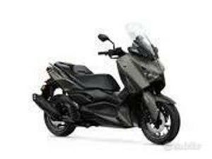 YAMAHA X-MAX 125 ABS