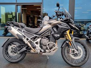 TRIUMPH TIGER 1200 RALLY PRO