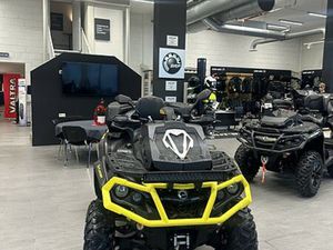 CAN-AM OUTLANDER MAX XTP 1000 T