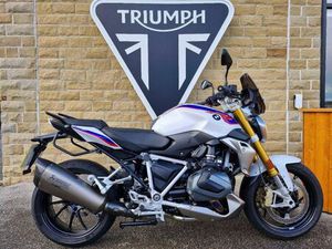 2022 BMW R1250R R 1250 R SE SPORT AKROPOVIC SOS CALL TINTED SCREEN