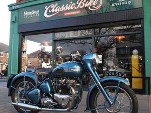 1951 TRIUMPH 6T 650 THUNDERBIRD CLASSIC PROBABLY THE NICEST YOU WILL EVER SEE.