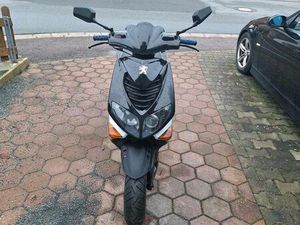 MOTORROLLER & SCOOTER