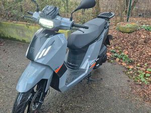 ROLLER 125 CCM PEUGEOT TWEET 2024 LED