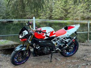 APRILIA RSV1000 RR TUONO /WENIG KM/TÜV/ CARBON