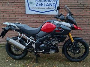 SUZUKI V-STROM 1000 SUZUKI DL 1000 V-STROM (ZEER NETTE MOTOR!) ROOD