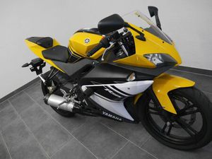 YAMAHA YZF R 125 // NUR 2400KM