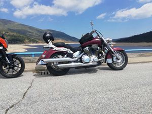 HONDA VTX 1800 R →