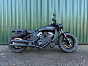 INDIAN SCOUT BOBBER 2021 BLACK V AND H PIPES 3500 MILES MANY EXTRAS FITTED
