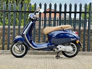 PIAGGIO VESPA VESPA PRIMAVERA 50 EU5 (20MY) + 1170 MILES + HPI CLEAR + 2022