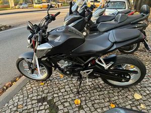 HONDA CB 125 R COIMBRA (SÉ NOVA, SANTA CRUZ, ALMEDINA E SÃO BARTOLOMEU)