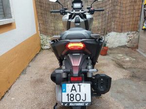 HONDA ADV 350 CC ALCANENA E VILA MOREIRA