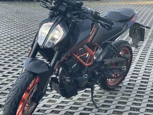 KTM DUKE 125 – 2023 – 3485 KM – FV 23% RYBNIK