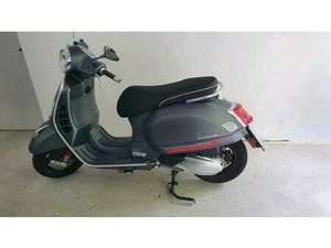 VESPA GTS 300 SUPERSPORT