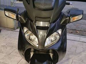 SUZUKI BURGMAN 650 EXECUTIVE NERO