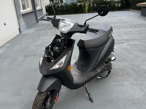 ② LA SOURIS CITY S A KLASSE 50 CC