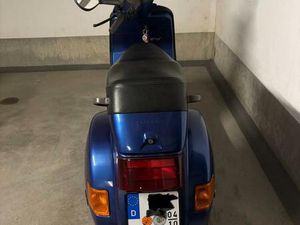 VESPA COSA 200