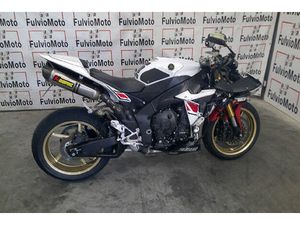 YAMAHA YZF-R1 1000 2011