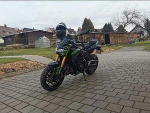 KAWASAKI Z900