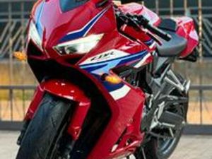 HONDA CBR 650 R E-CLUTCH