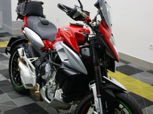 MV AGUSTA STRADALE 800