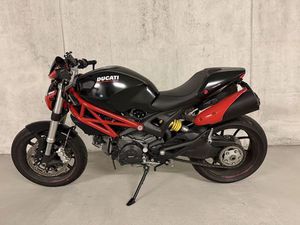 DUCATI MONSTER 796 – TOP GEPFLEGT, ERST 9’500 KM!