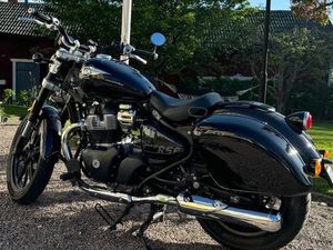 ROYAL ENFIELD SUPER METEOR 650