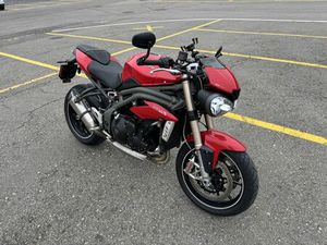TRIUMPH SPEED TRIPLE S 1050, TOP ZUSTAND, AB MFK!