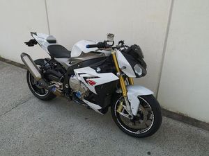 BMW S1000R