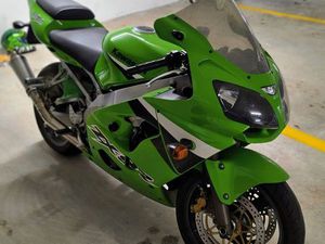 KAWASAKI NINJA ZX-9R