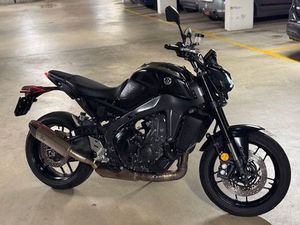 YAMAHA MT-09 (2021) WENIG KM