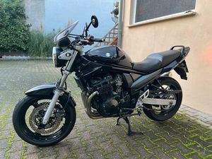 SUZUKI GSF 650– KOMPLETT ÜBERHOLT, VIELE NEUTEILE, TOP ZUSTAND