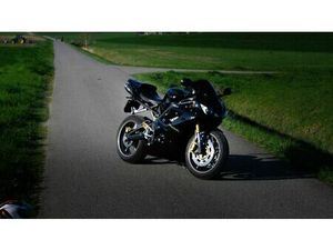 TRIUMPH DAYTONA 675