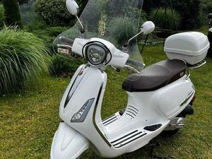 PIĘKNY SKUTER GTS NAMYSLÓW