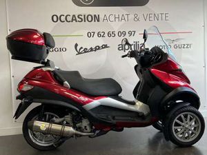 PIAGGIO MP3 400