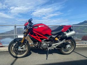 DUCATI MONSTER 1100 S ÖHLINS, MARCHESINI, BREMBO, 17000KM