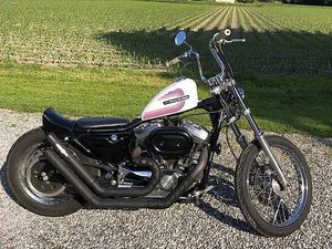 HARLEY-DAVIDSON SPORTSTER XL1200C
