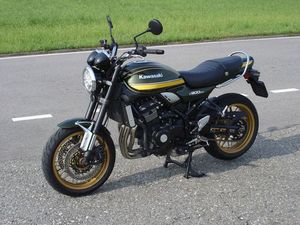 KAWASAKI Z 900 RS SPECIAL EDITION NUR 3650 KM