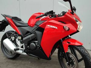HONDA CBR 125 KAT. B A1 ZADBANY RATY 2014R TRANSPORT YZF DUKE LADNA GRUDZIĄDZ