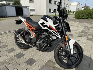 KTM DUKE 125 MIT NUR CA.4800KM