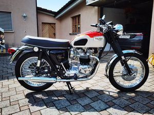 TRIUMPH BONNEVILLE 650 CC T120 1969 - VÉHICULE VÉTÉRAN