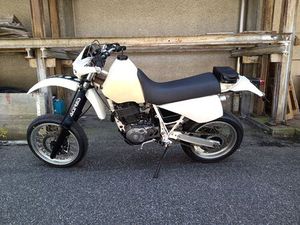 YAMAHA TT600