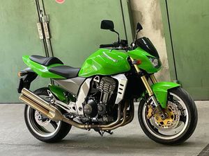 KAWASAKI Z1000