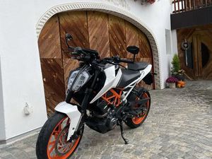 KTM DUKE 390 ABS