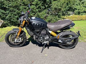 WUNDERSCHÖNE DUCATI SCRAMBLER 1100 SPORT PRO TOP AUSSTATTUNG