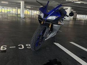 YAMAHA YZF-R 125